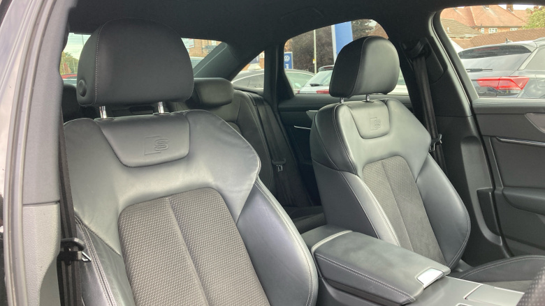 Audi A6 40 TDI Black Edition 4dr S Tronic Diesel Saloon